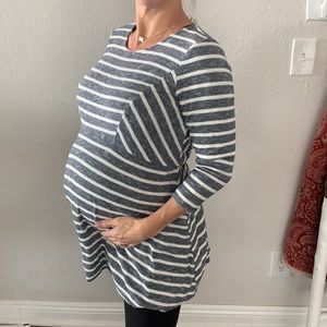 Cute maternity top